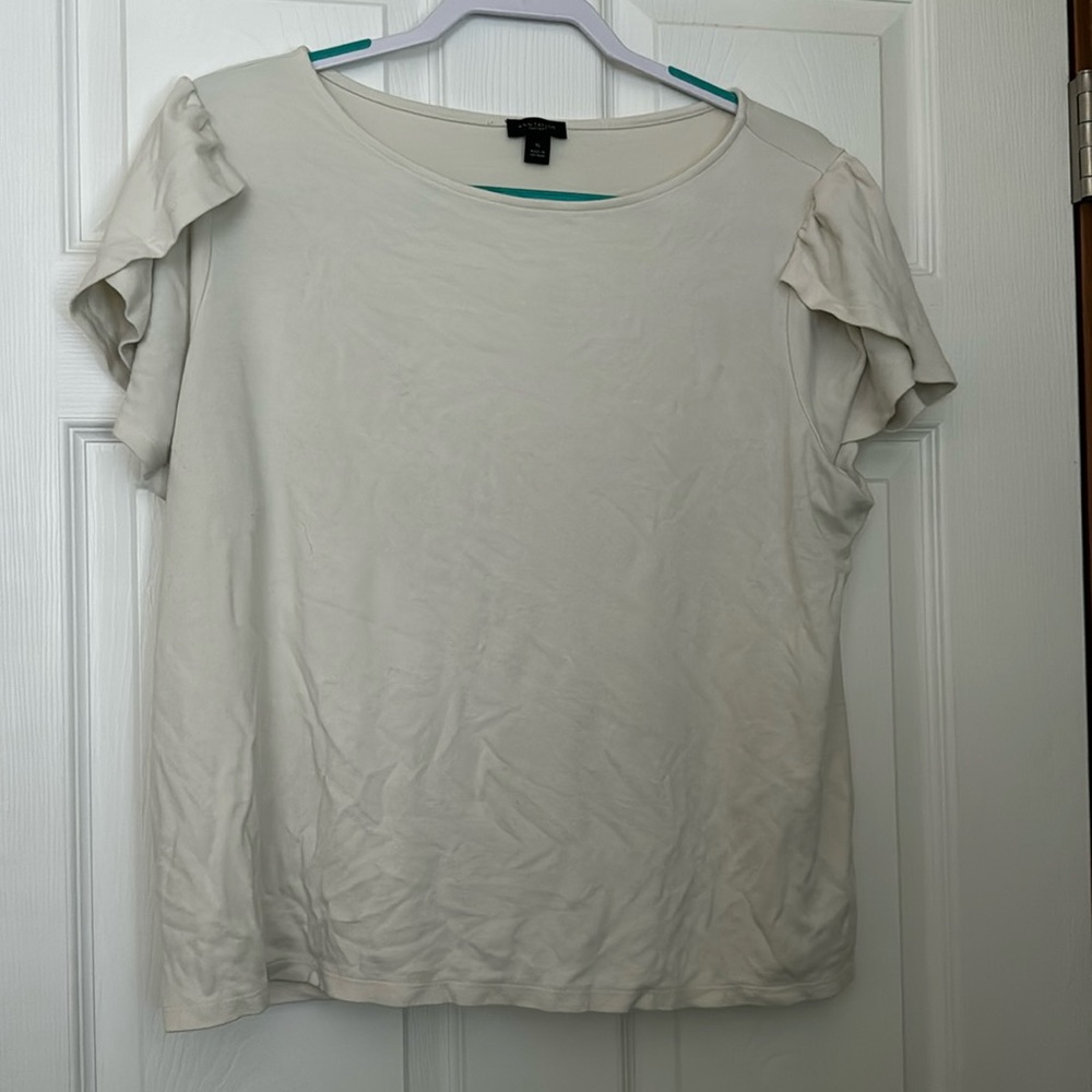 Women’s XL Ann Taylor Factory T-Shirt with Petal Short Sleeves